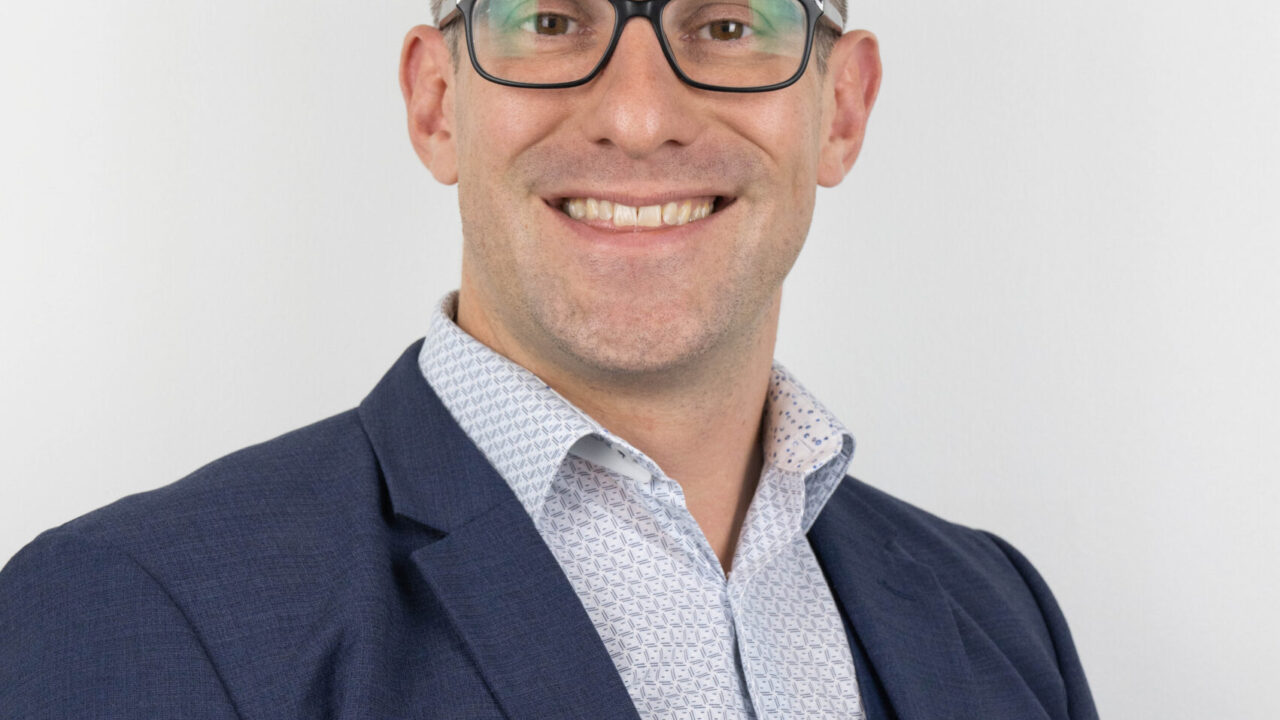 Dr. Lucas McCann Grow Up Canada's 1 Event